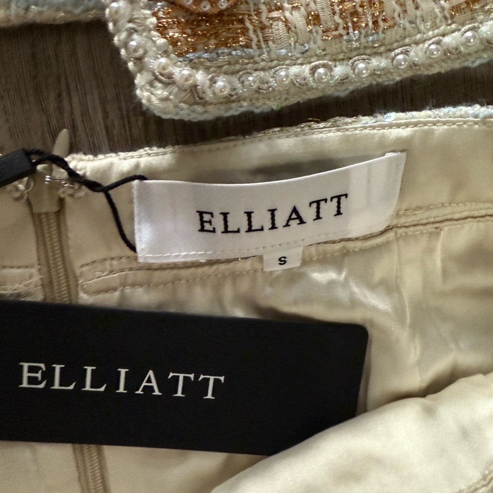 elliatt ashlyn white blue & gold long sleeve metallic tweed mini skirt set small - Picture 12 of 14